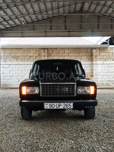 LADA (VAZ) 2107-1