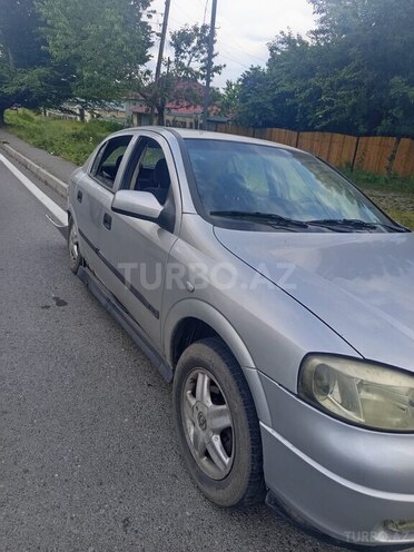 Opel Astra-3