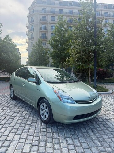 Toyota Prius-3