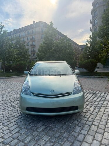 Toyota Prius-2