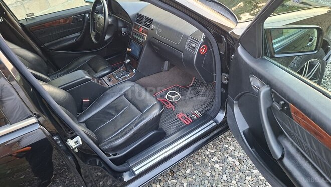 Mercedes C 230-9