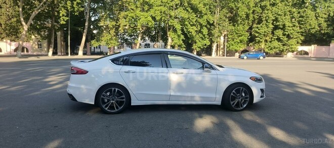 Ford Fusion (North America)-4