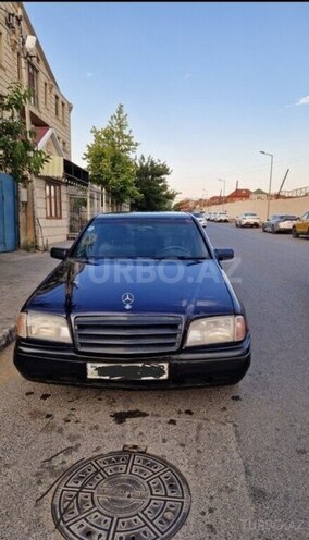 Mercedes C 240-1
