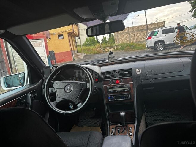 Mercedes C 240-7