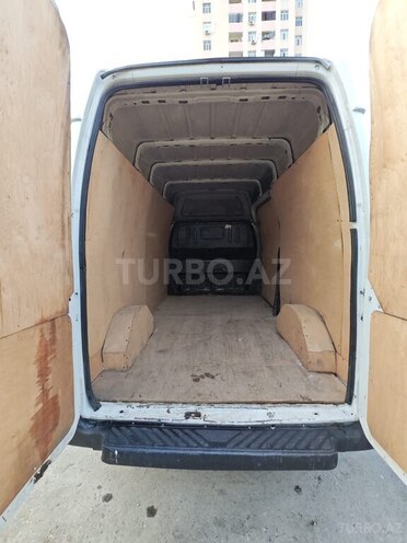 Ford Transit-10