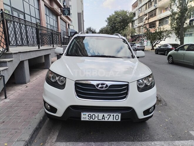 Hyundai Santa Fe-1