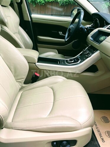 Land Rover RR Evoque-7