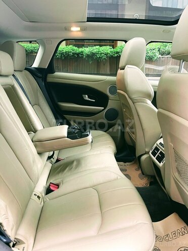 Land Rover RR Evoque-8