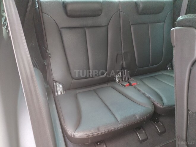 Hyundai Santa Fe-17