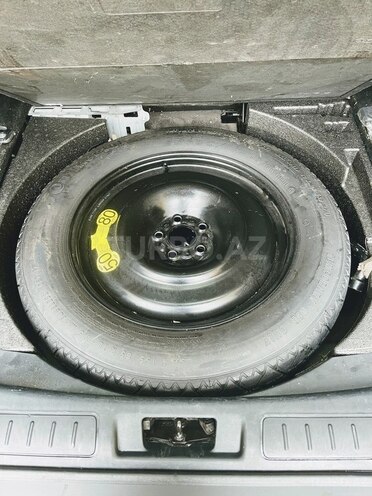 Land Rover RR Evoque-9