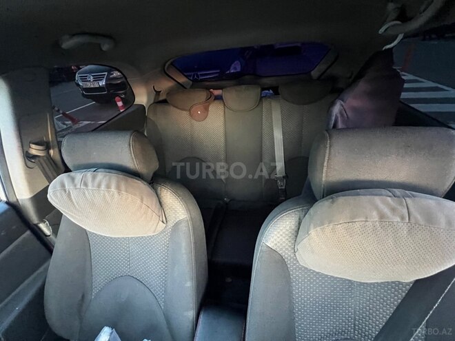Hyundai Accent-3