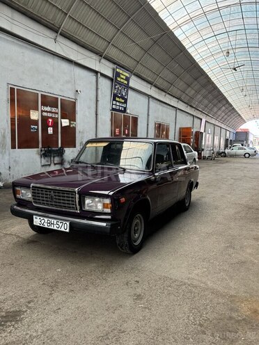 LADA (VAZ) 2107-1