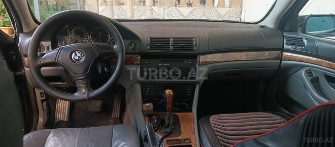 BMW 528-5