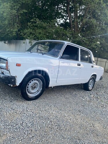 LADA (VAZ) 2107-4