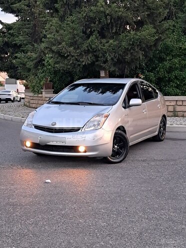 Toyota Prius-1