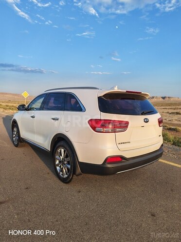 Kia Sorento-4