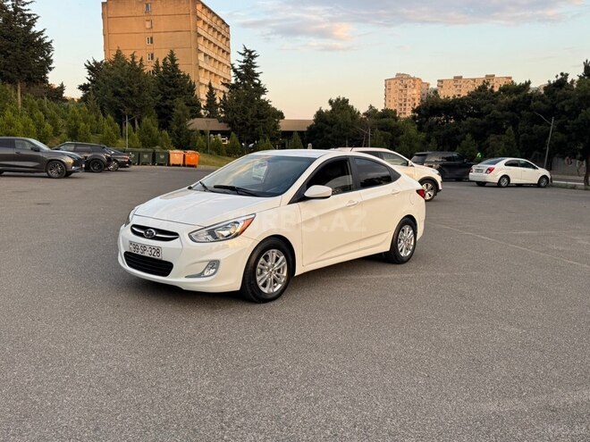 Hyundai Accent-2