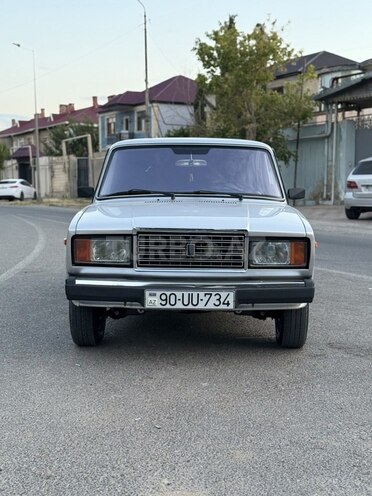 LADA (VAZ) 2107-2