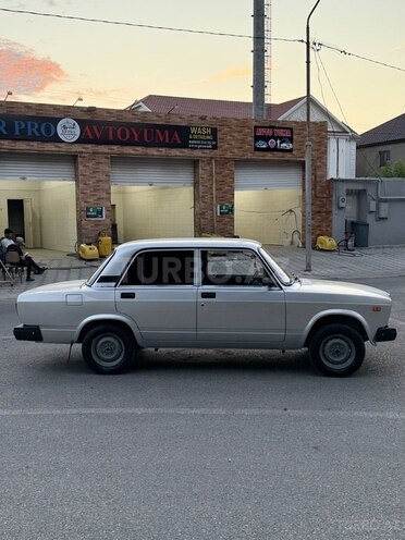 LADA (VAZ) 2107-5