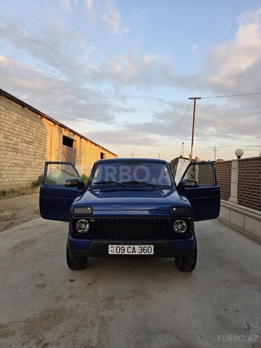 LADA (VAZ) Niva-1