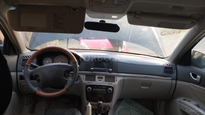 Hyundai Sonata-2