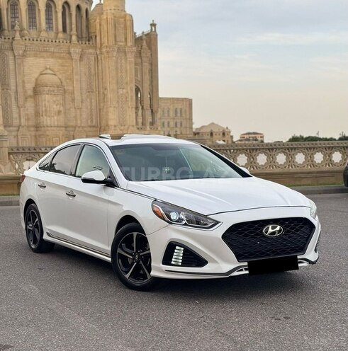 Hyundai Sonata-1