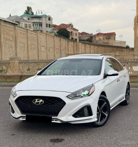 Hyundai Sonata-4