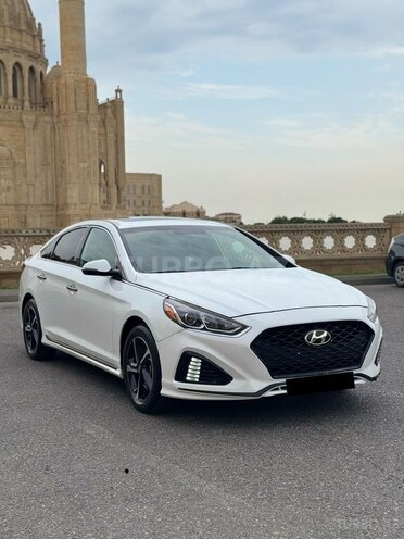 Hyundai Sonata-13