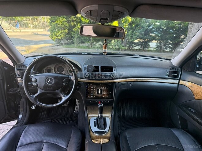 Mercedes E 280 4MATIC-9