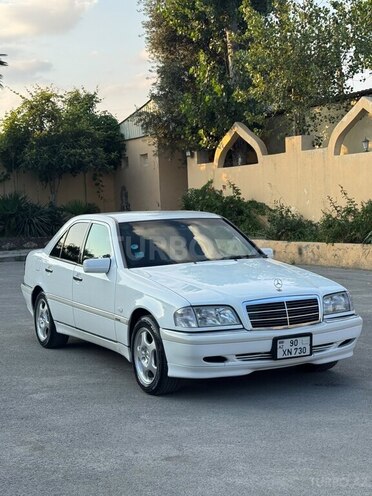 Mercedes C 240-3