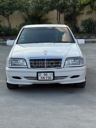 Mercedes C 240-1
