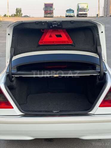 Mercedes C 240-7