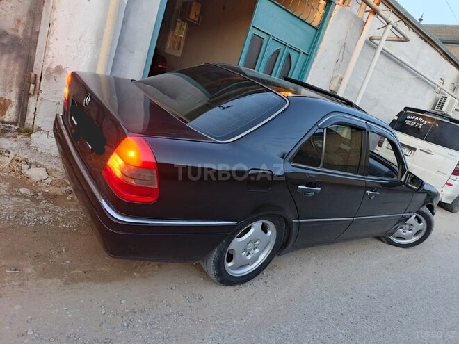 Mercedes C 180-3