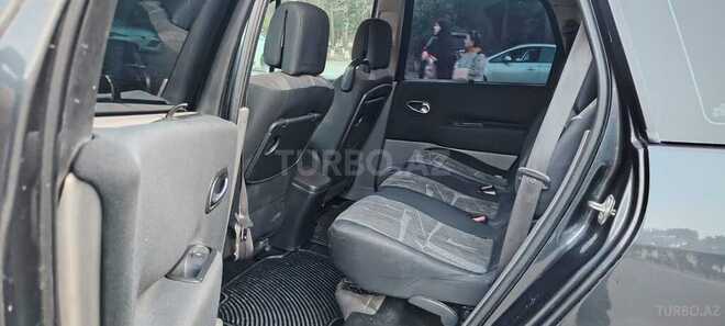 Renault Scenic-9