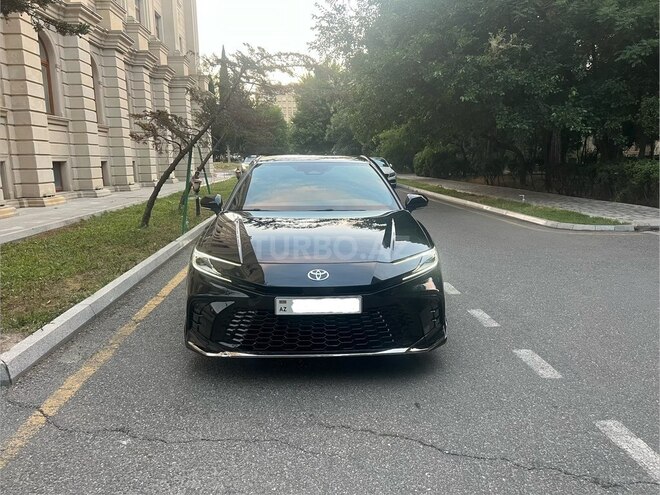 Toyota Camry-1