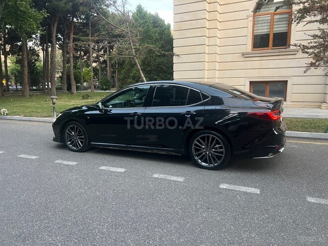 Toyota Camry-6