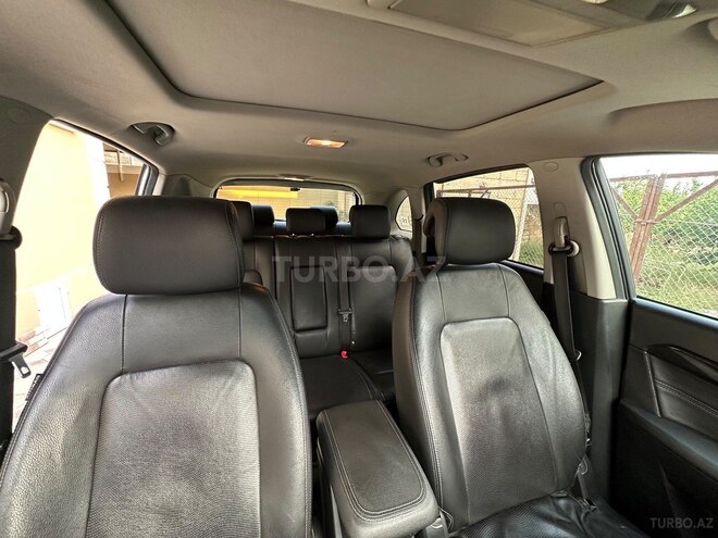 Chevrolet Captiva-10