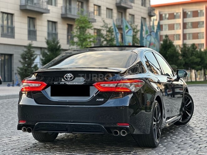 Toyota Camry-11