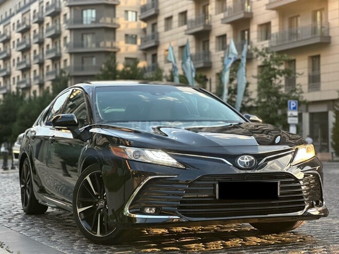 Toyota Camry-15
