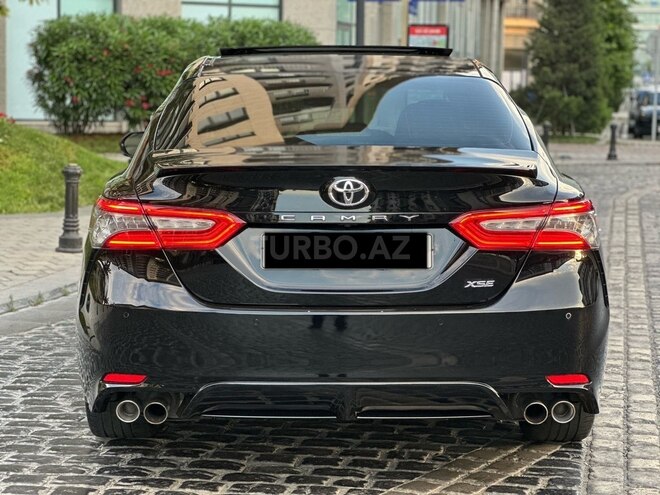 Toyota Camry-9
