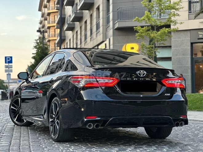 Toyota Camry-14