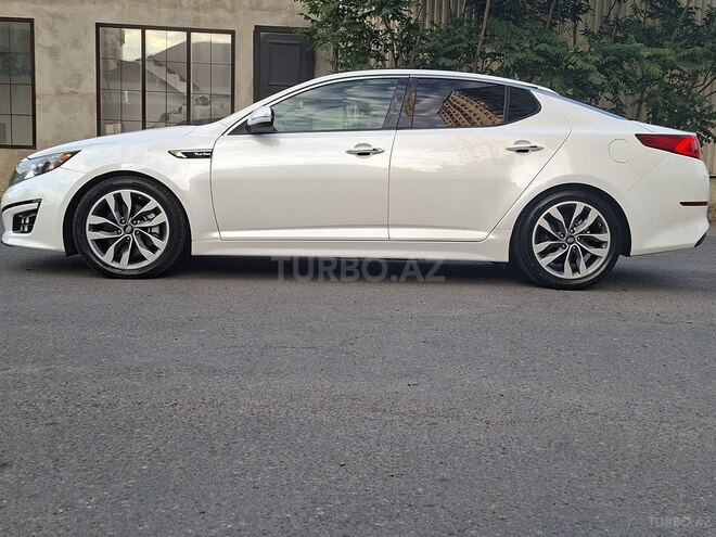 Kia Optima-4