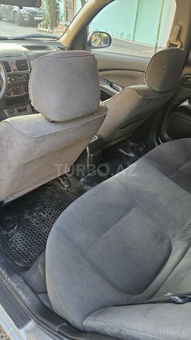 Nissan Sunny-11