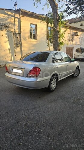 Nissan Sunny-5
