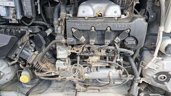Nissan Sunny-9