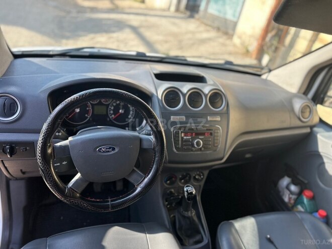 Ford Transit Connect-3