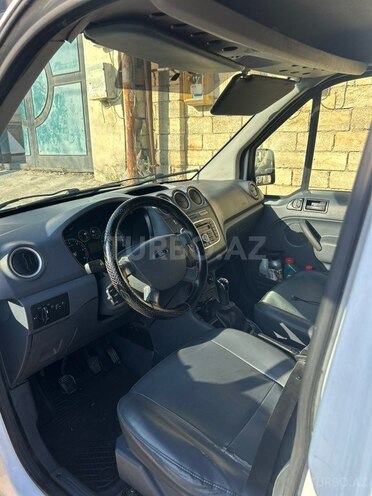 Ford Transit Connect-4