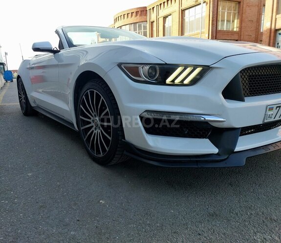 Ford Mustang-2