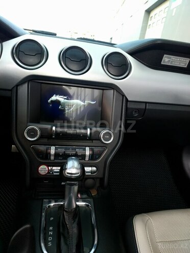 Ford Mustang-8