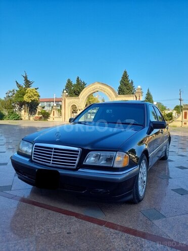 Mercedes C 230-3